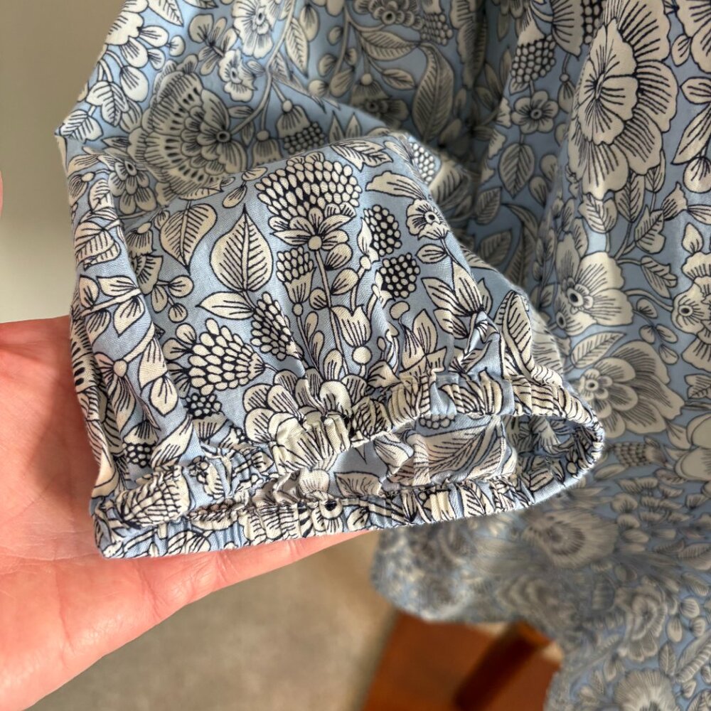 Talbots Plus Blue Floral Smocked Neck Blouse 3X Cotton - Picture 5 of 8